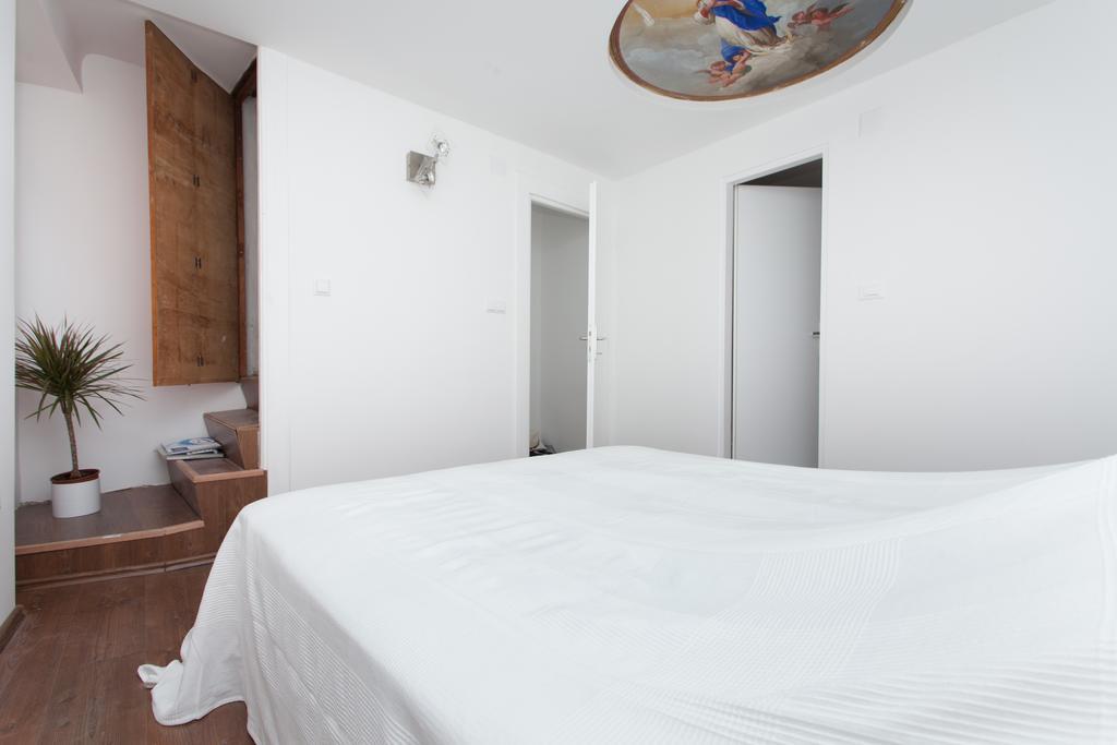 Apartment Zdenac Rovinj Oda fotoğraf